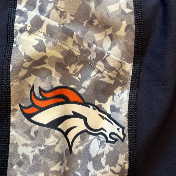 Denver Broncos NWT Navy Bike Shorts with 2 Side Pockets - Picture 2 of 10